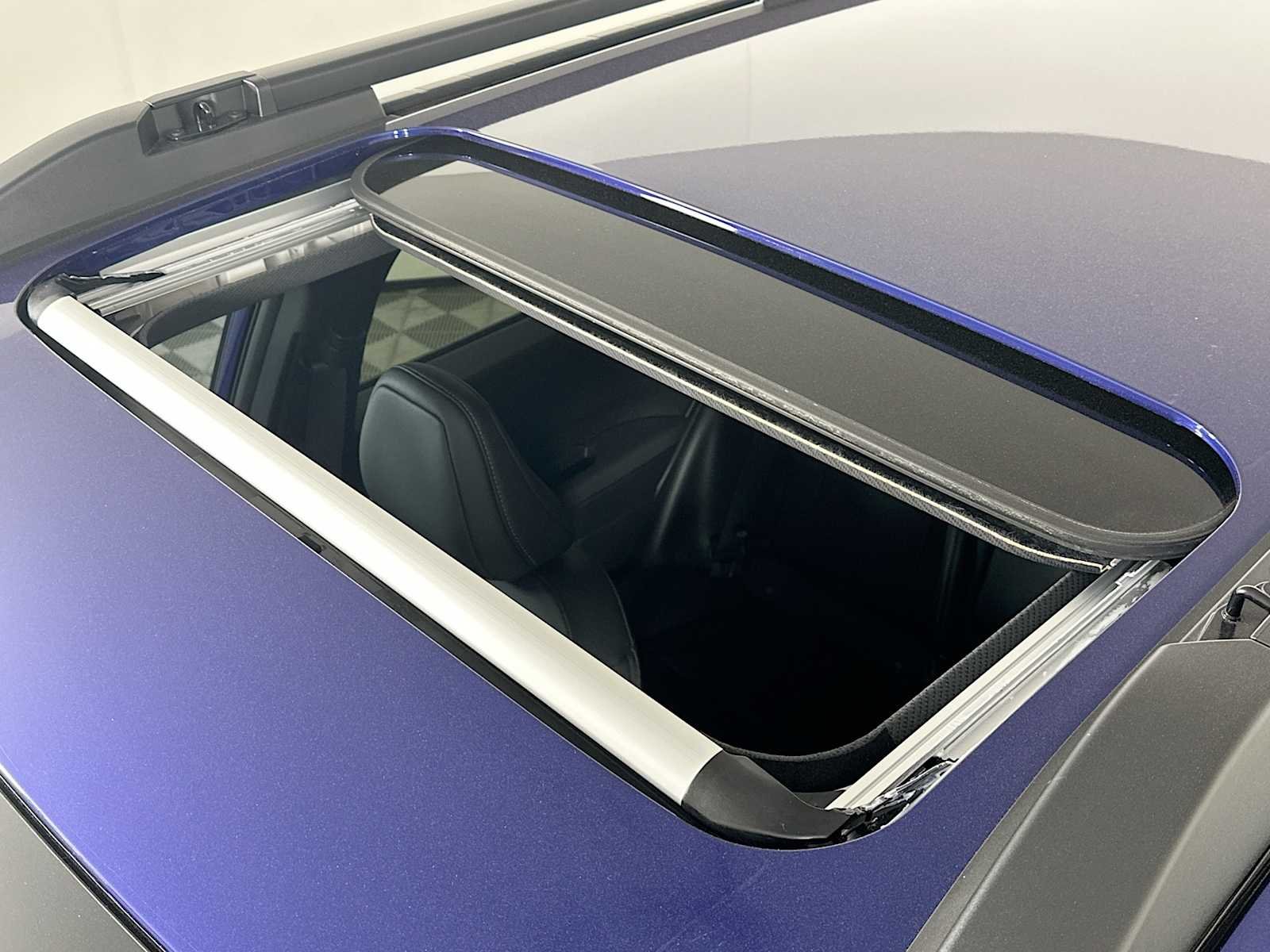 New 2026 SAPPHIRE BLUE PEARL Subaru Limited image 20