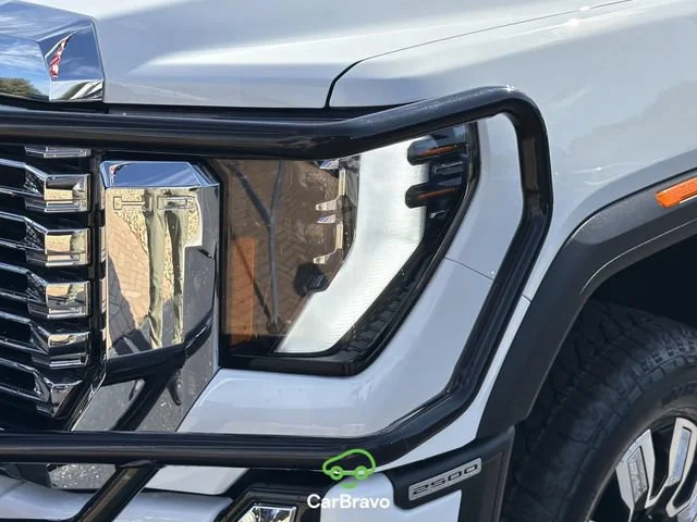 Certified Used 2025 Summit White GMC Denali image 8