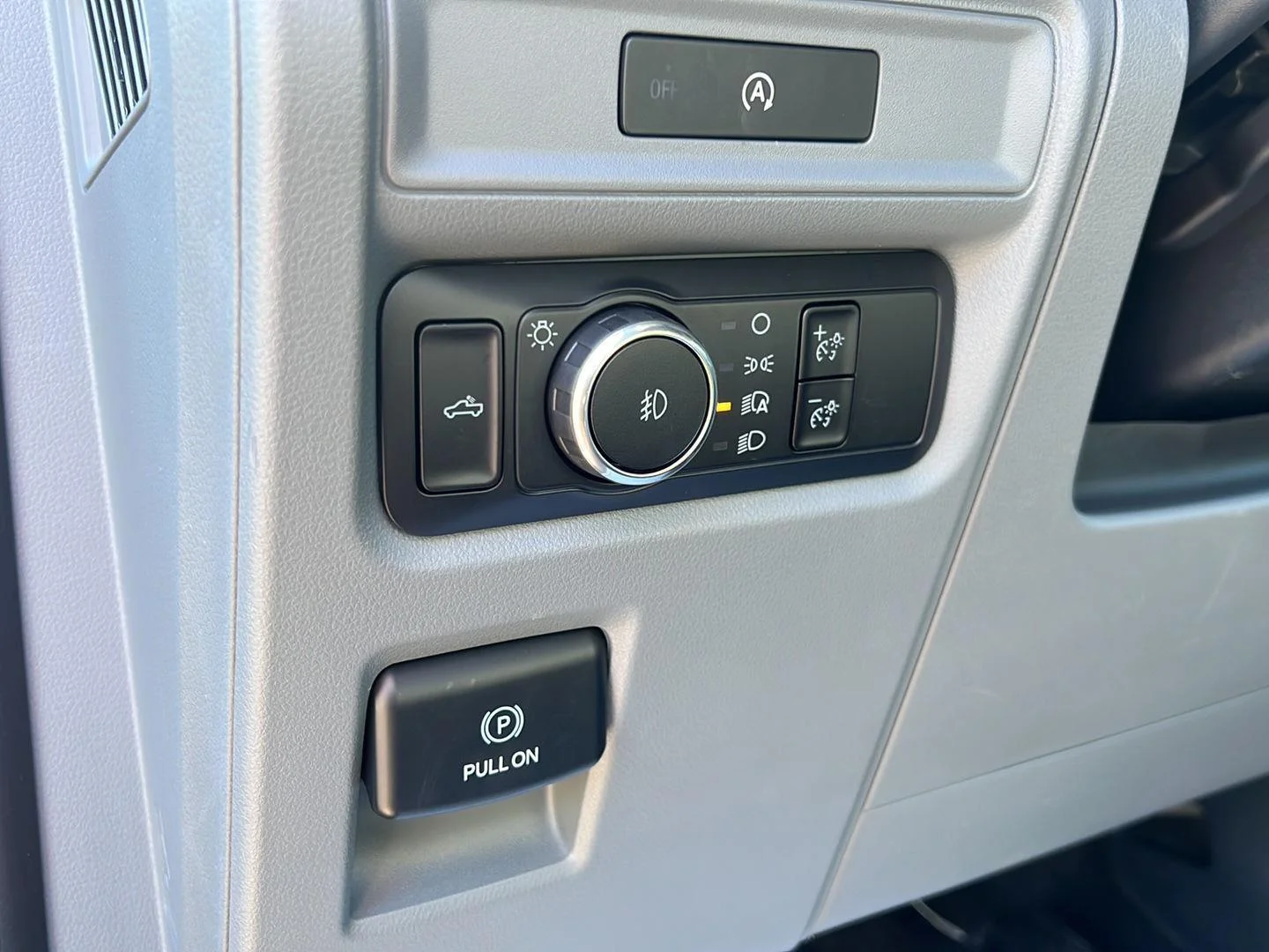 Used 2025 Agate Black Ford XLT image 7