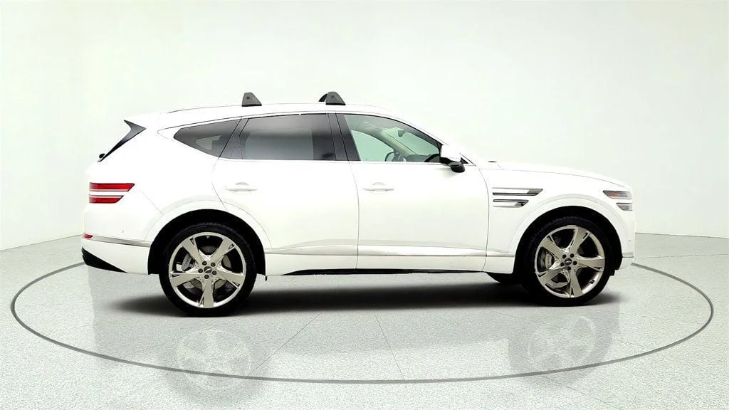 Used 2024 Uyuni White Genesis 2.5T AWD w/ Advanced & Prestige Packages image 4