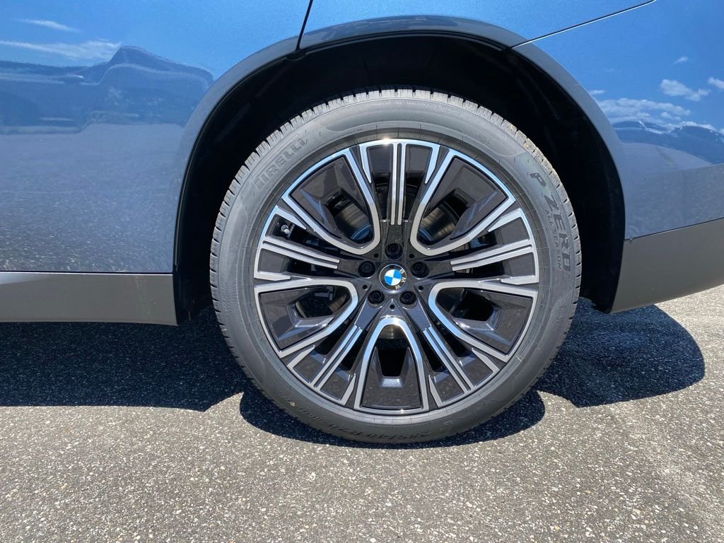 New 2026 Arctic Race Blue Metallic BMW 30 xDrive image 5