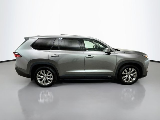 2025 Toyota Grand Highlander Limited - Photo 8