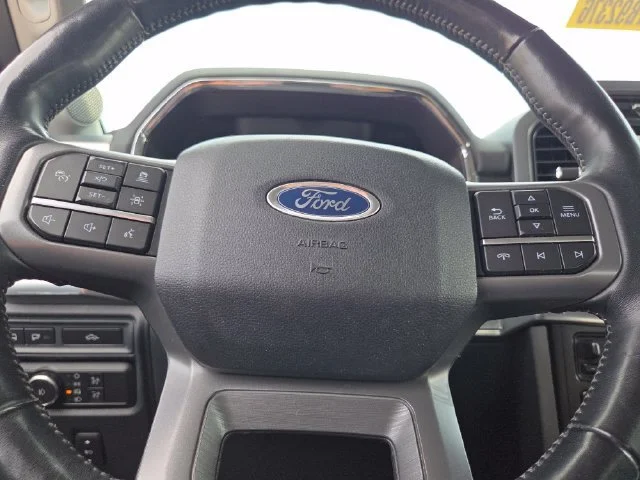 Used 2021 Black Metallic Ford LARIAT image 42