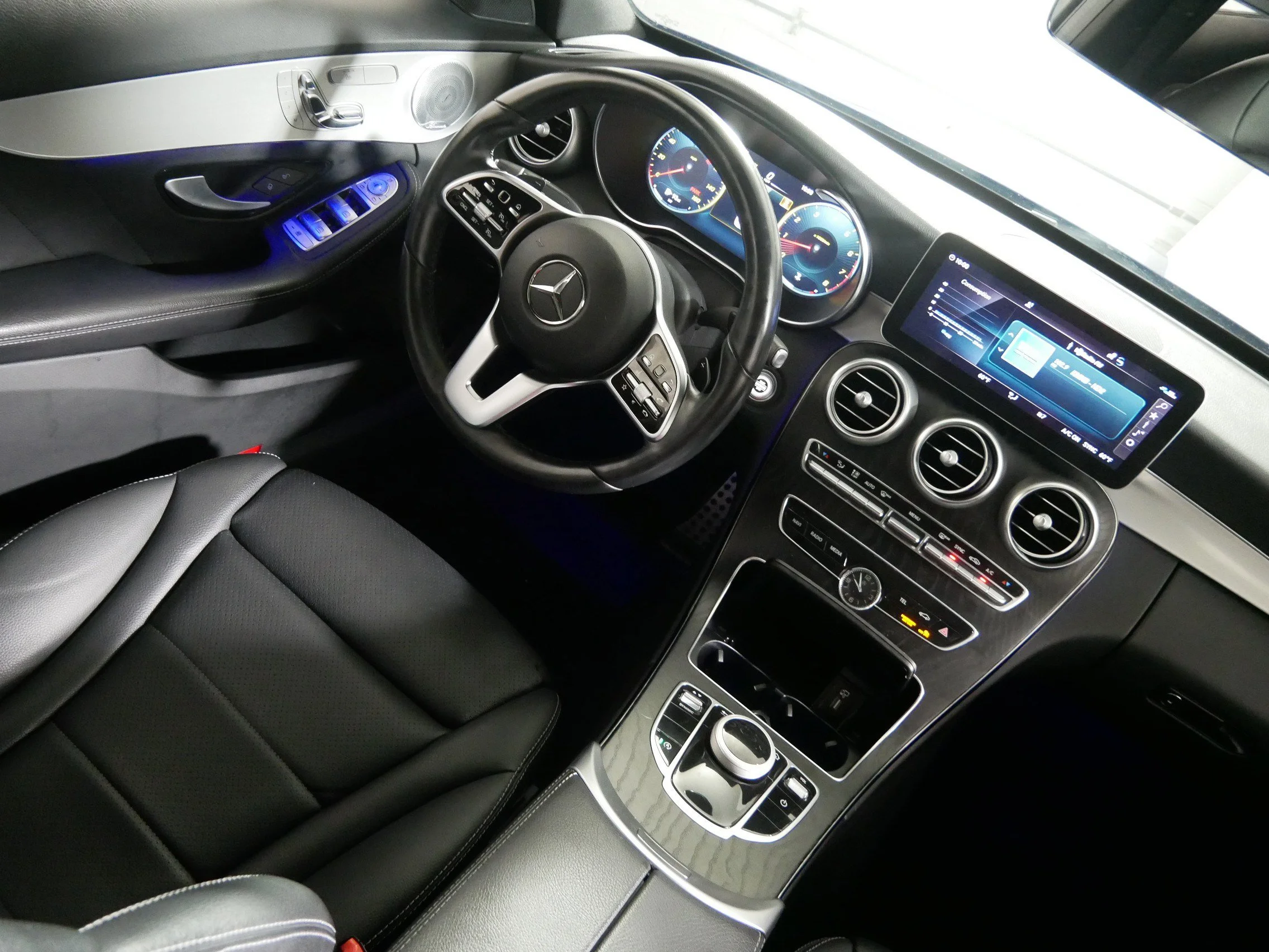 Used 2021 Brilliant Blue Metallic Mercedes-Benz C 300 image 9
