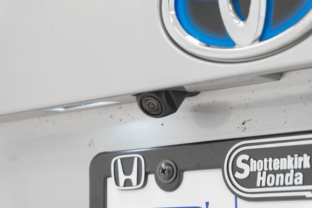 Used 2023 Silver Toyota XLE Premium image 21