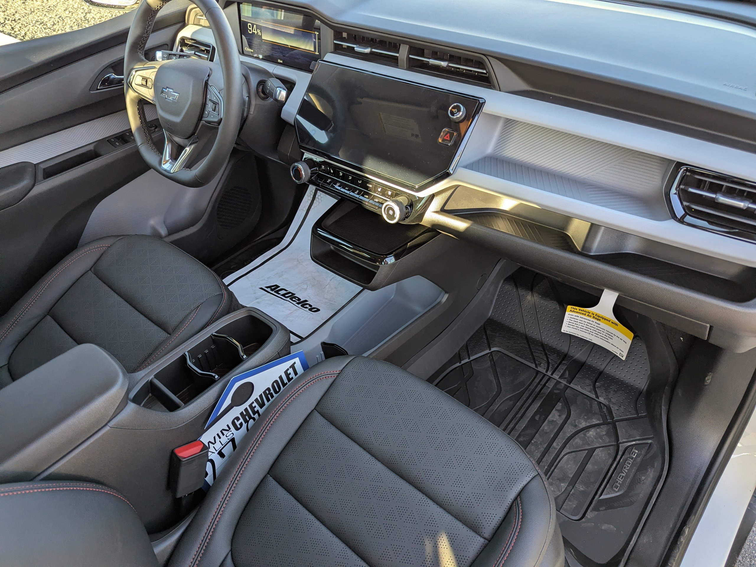 2027 Chevrolet Bolt RS - Photo 33