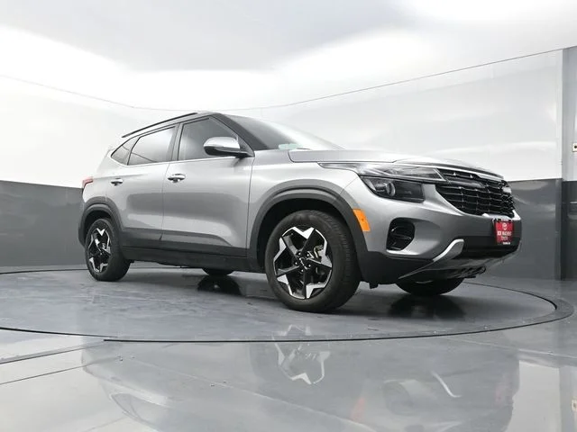 Used 2025 Gray Kia EX image 30