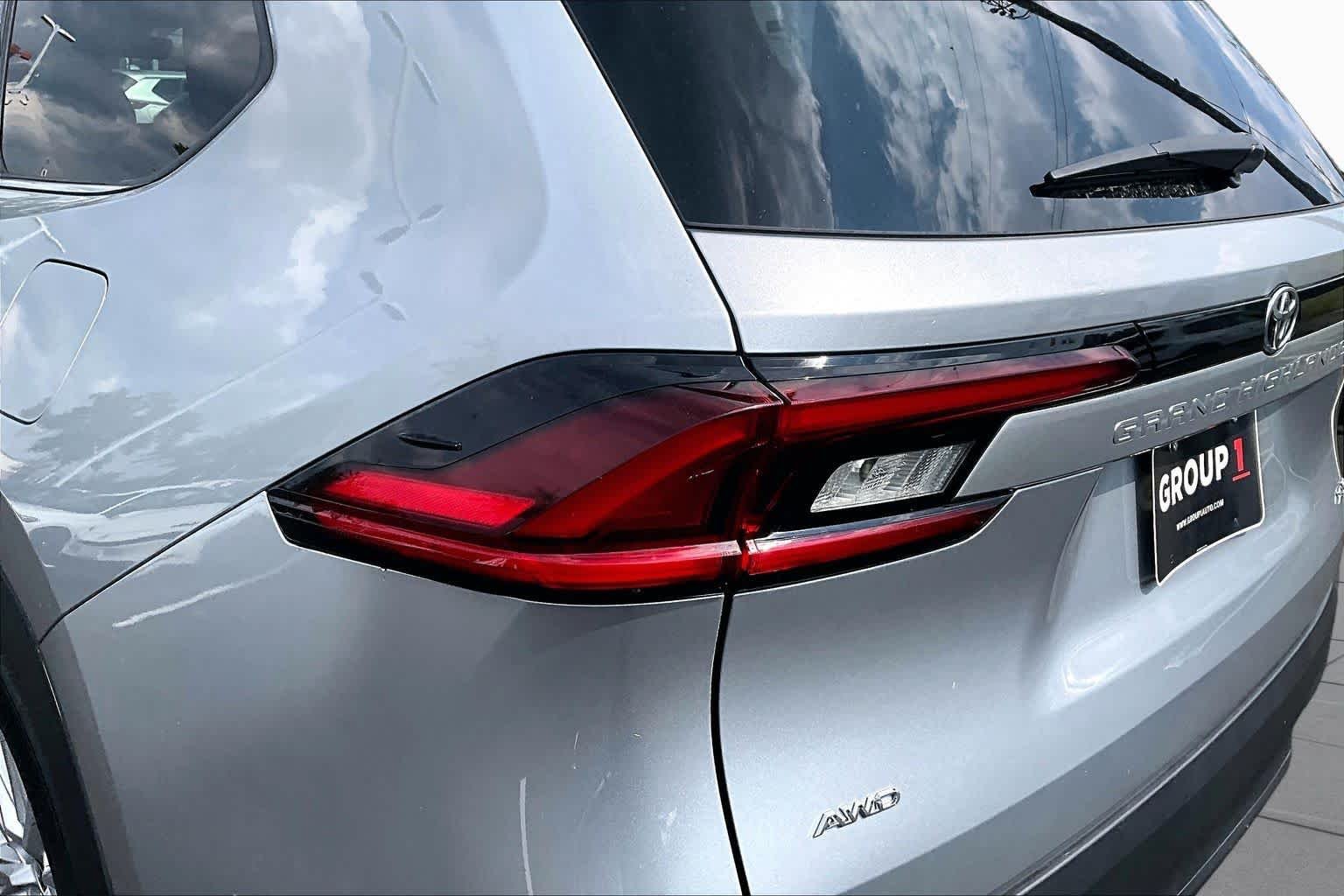 Used 2025 Celestial Silver Metallic Toyota XLE image 30