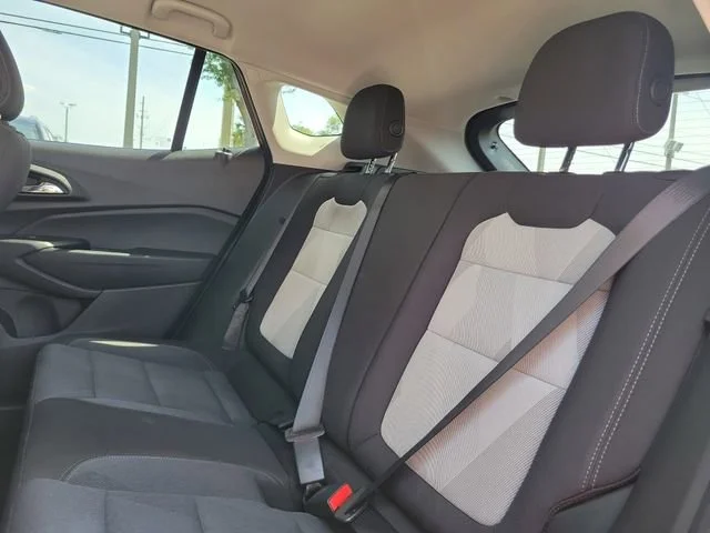 2024 Chevrolet Trax LS - Photo 10