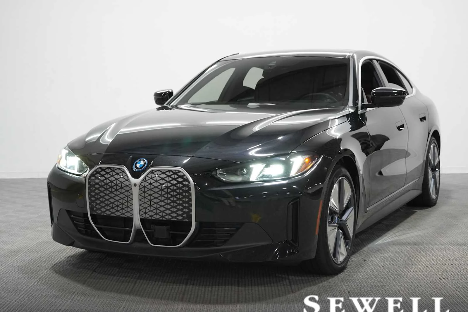2025 BMW i4 eDrive40