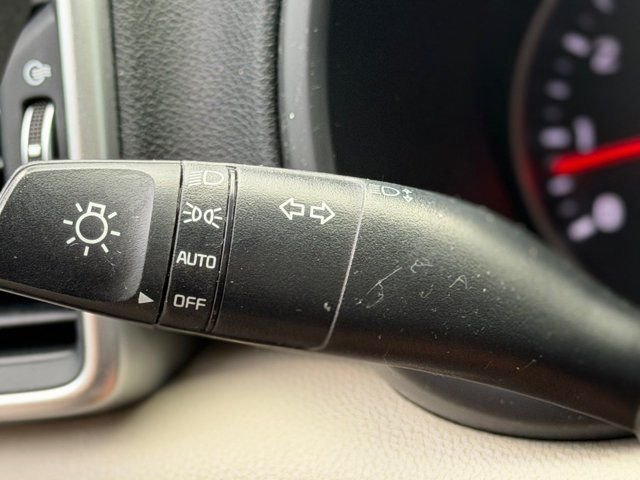 Used 2022 Red Kia LX image 29