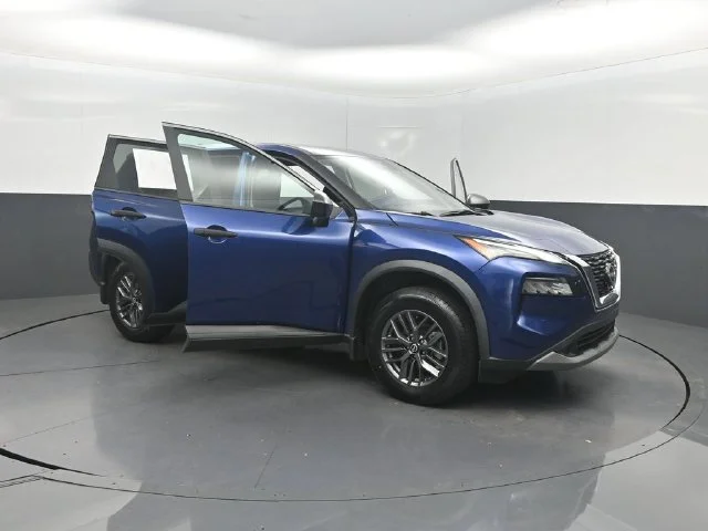 Used 2023 Blue Nissan S image 33