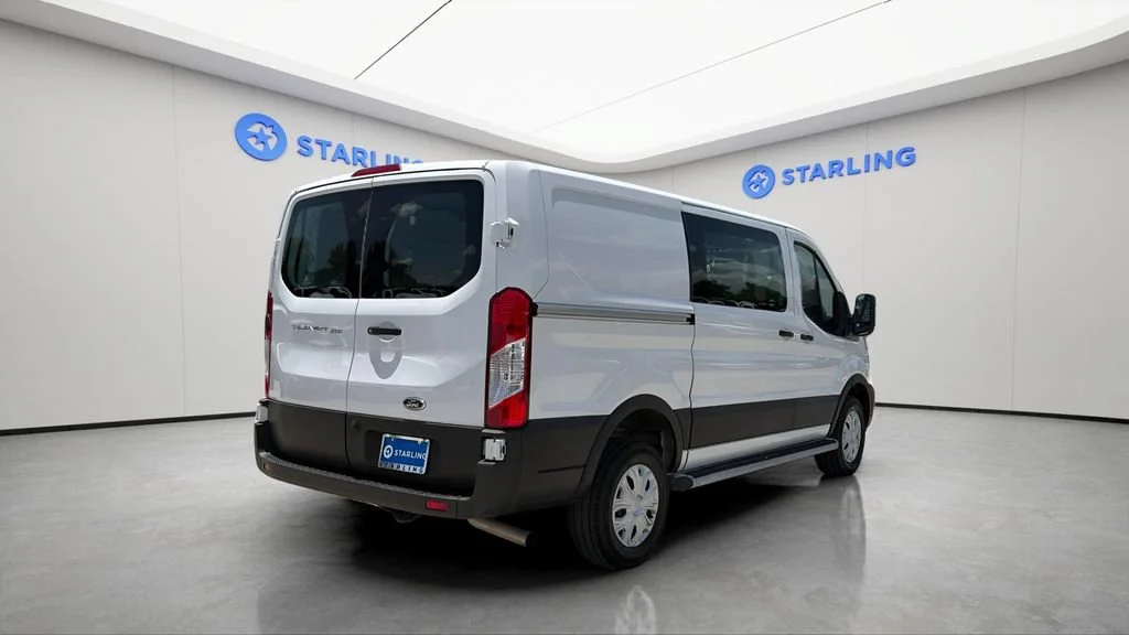 Used 2025  Ford T-250 130" Low Rf 9070 GVWR RWD image 9