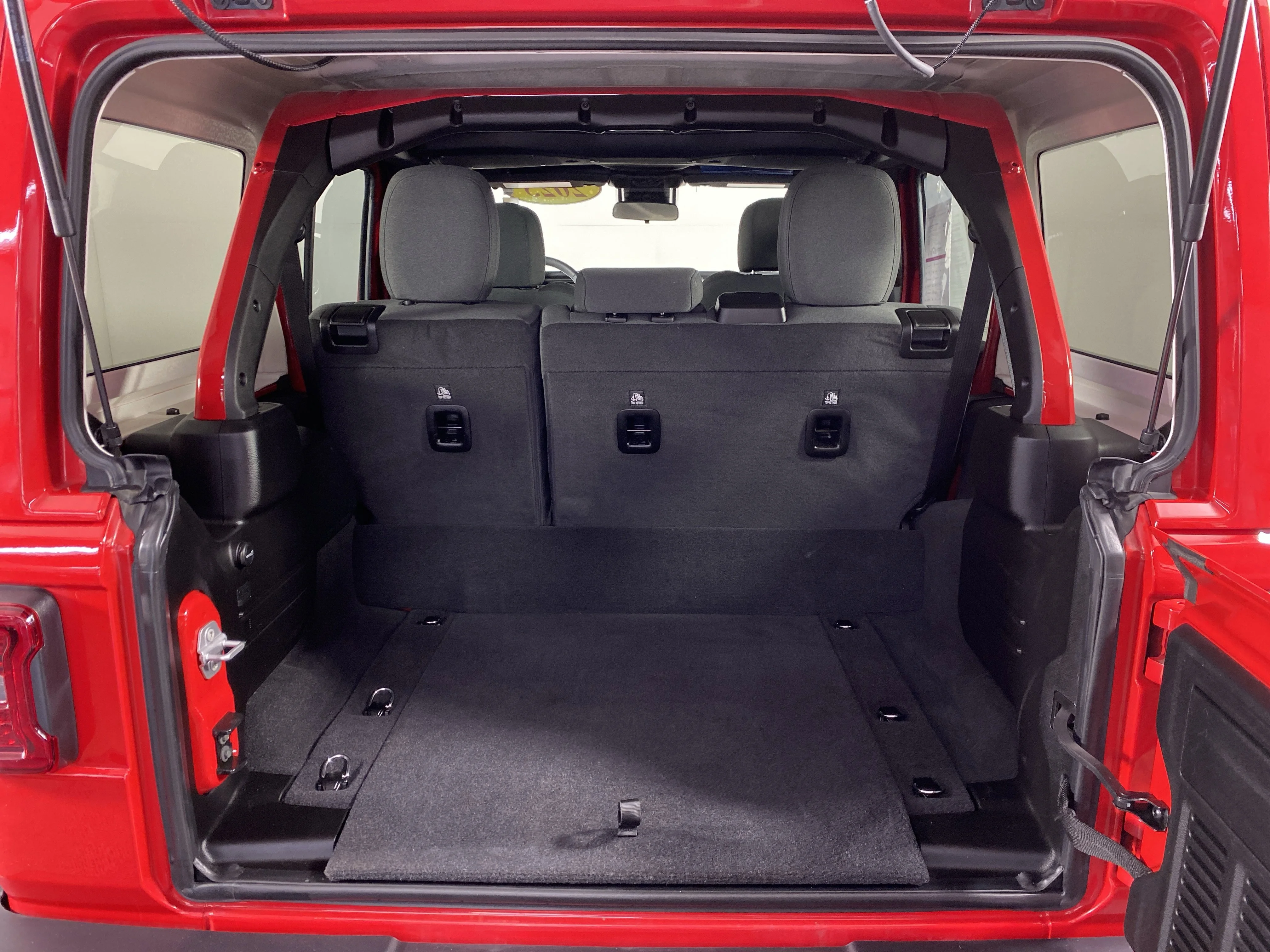 Used 2025 Firecracker Red Clearcoat Jeep Sahara image 33