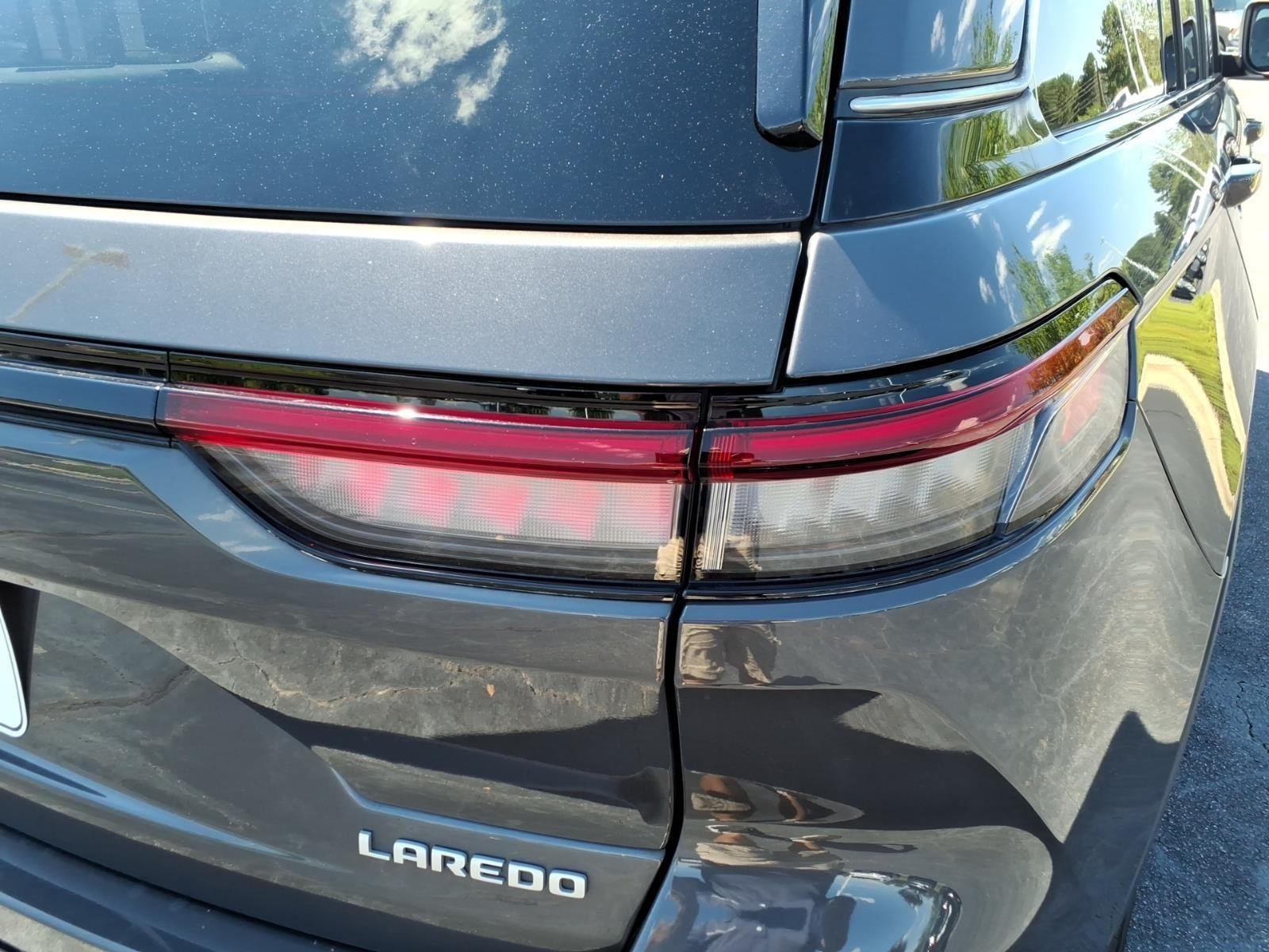 Used 2024 Baltic Gray Metallic Clearcoat Jeep Laredo image 18