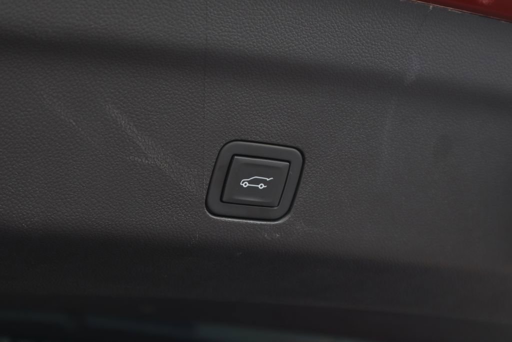 Used 2023 Volcanic Red Tintcoat GMC AT4 image 30