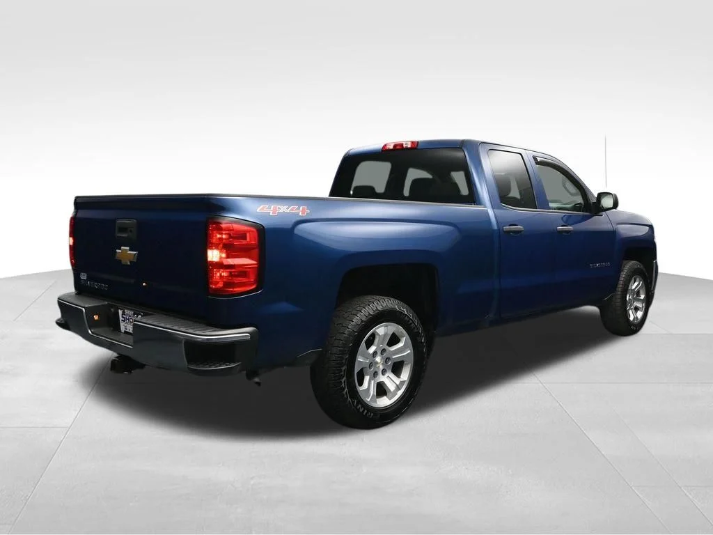 Used 2016 Blue Chevrolet WT image 5