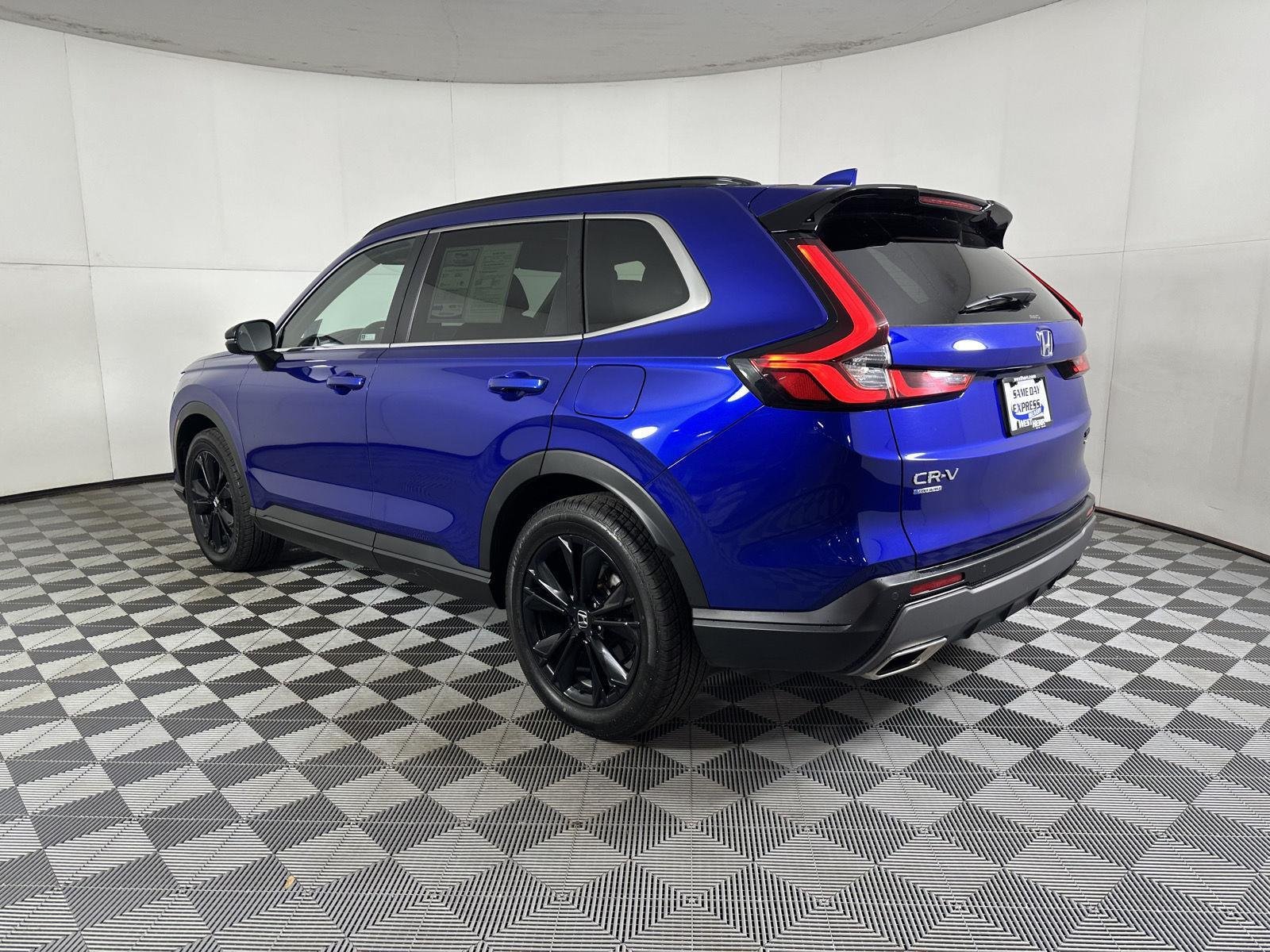 Used 2024 Still Night Pearl Honda Sport Touring image 12