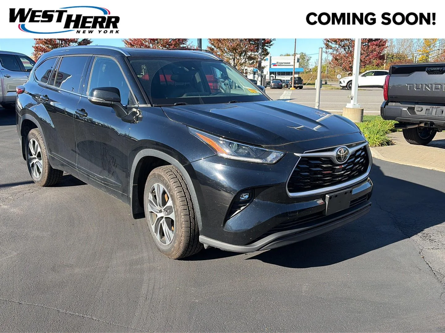 Used 2021 Midnight Black Metallic Toyota XLE image 1