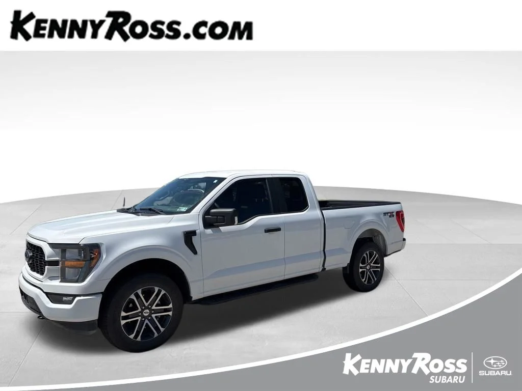 Used 2023 White Ford XL image 1