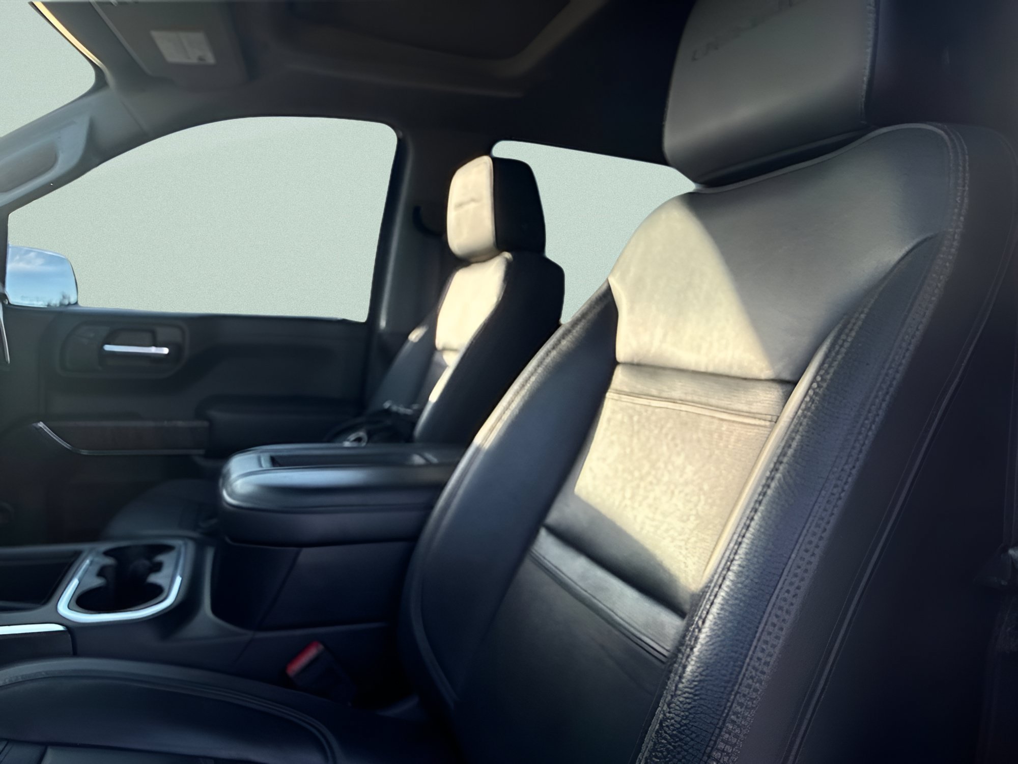 Used 2019 Onyx Black GMC Denali image 26