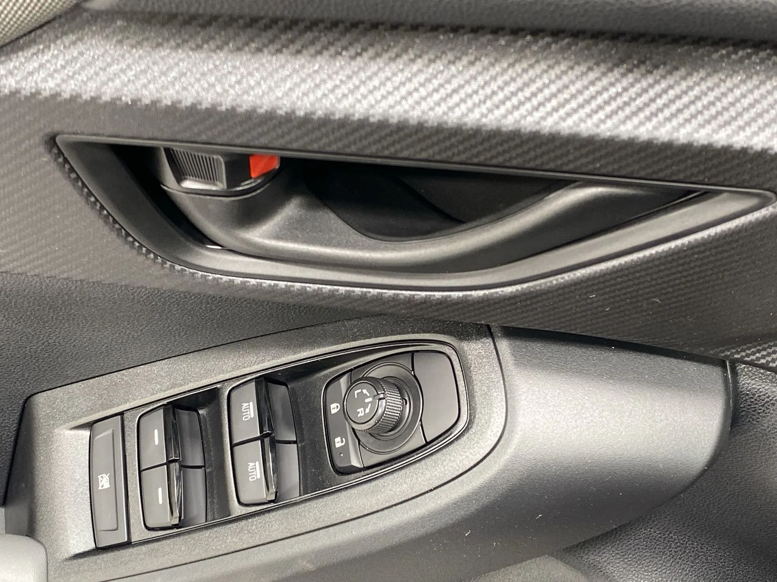 New 2026 CRYSTAL BLACK SILICA Subaru Base image 13