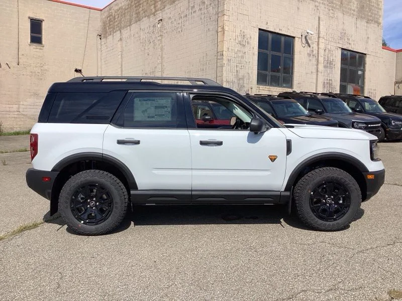 New 2026 White Ford Badlands image 9