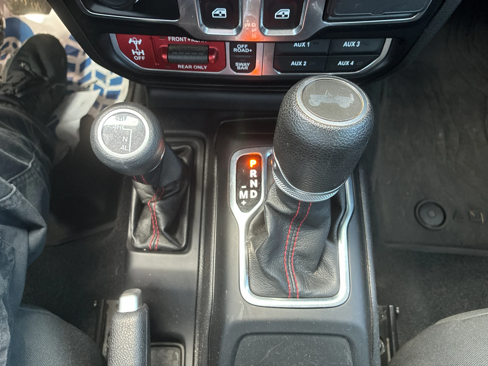 Used 2023 Bright White Clearcoat Jeep Rubicon image 17
