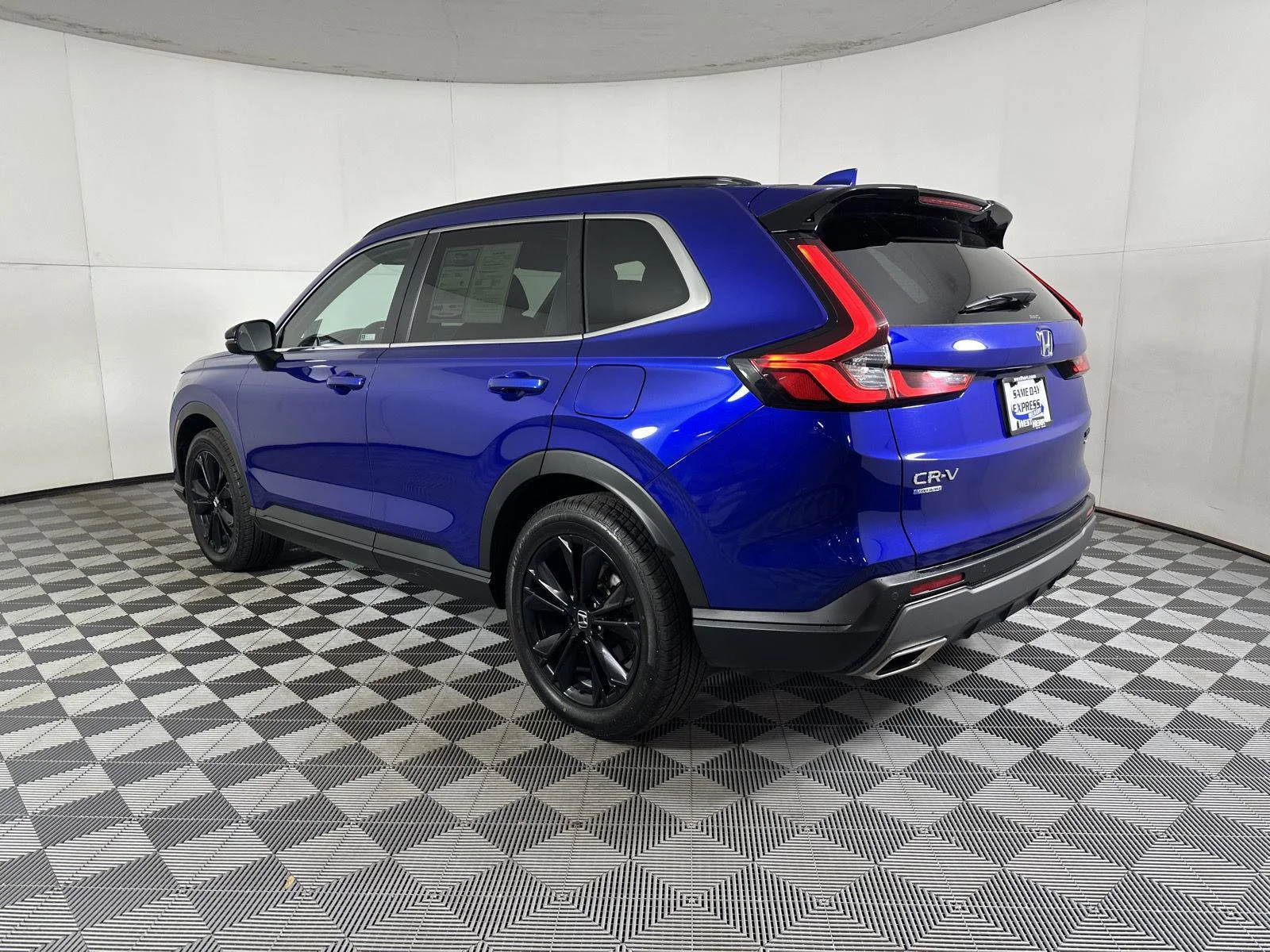 Used 2024 Still Night Pearl Honda Sport Touring image 12