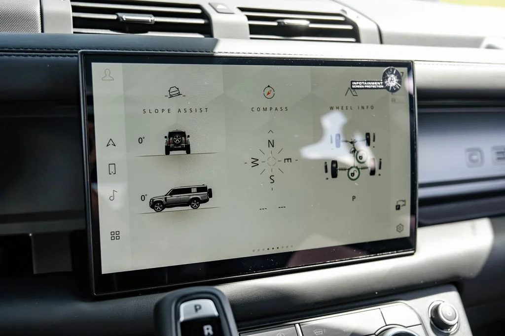 2025 Land Rover Defender V8 - Photo 35