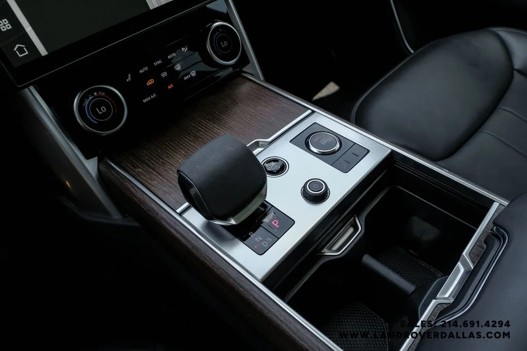 Certified Used 2023 Batumi Gold Premium Metallic Land Rover SE image 26