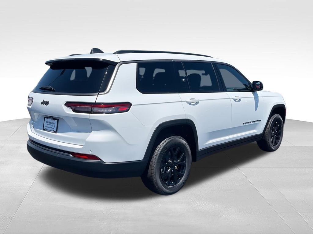 New 2026 White Jeep Altitude image 8