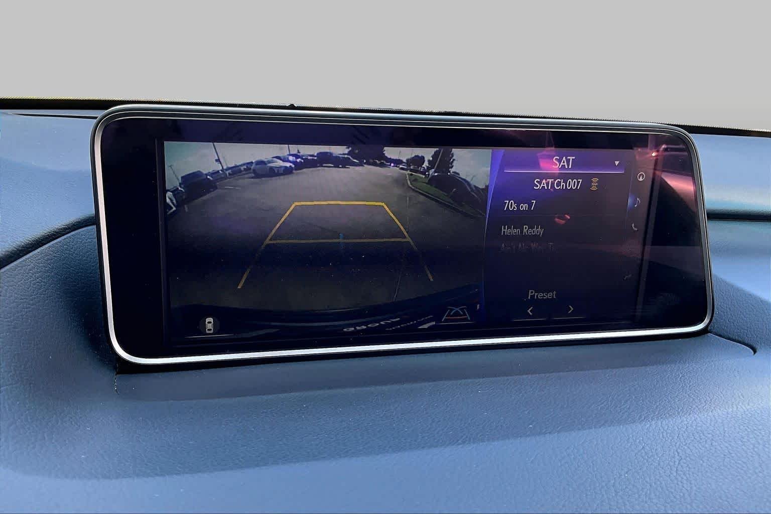 Used 2019 Atomic Silver Lexus  image 24