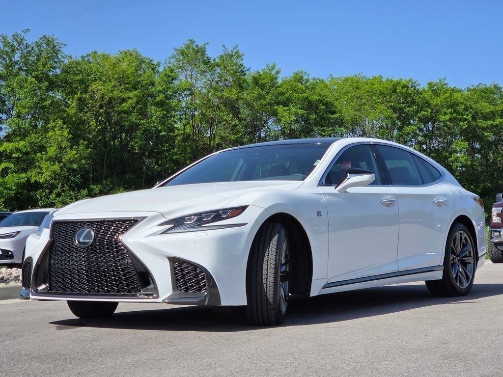 Used 2018 Ultra White Lexus 500 image 27