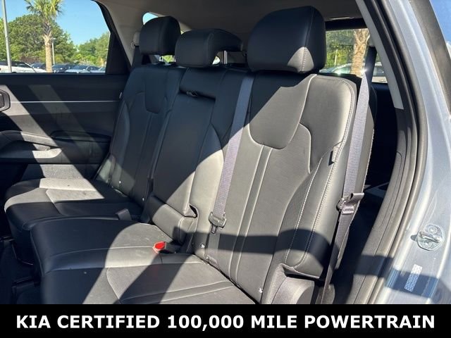 Used 2024 Silver Kia S image 11