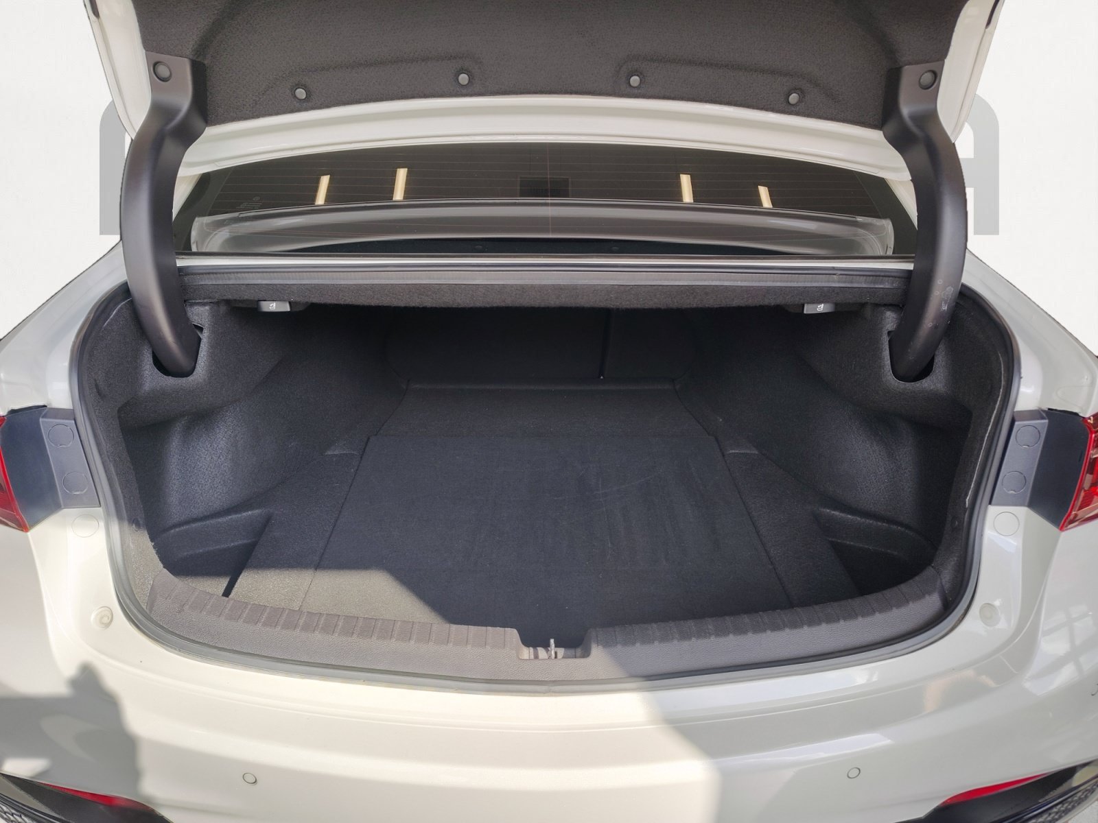 Used 2020 Platinum White Pearl Acura 2.4L A-Spec Pkg image 13