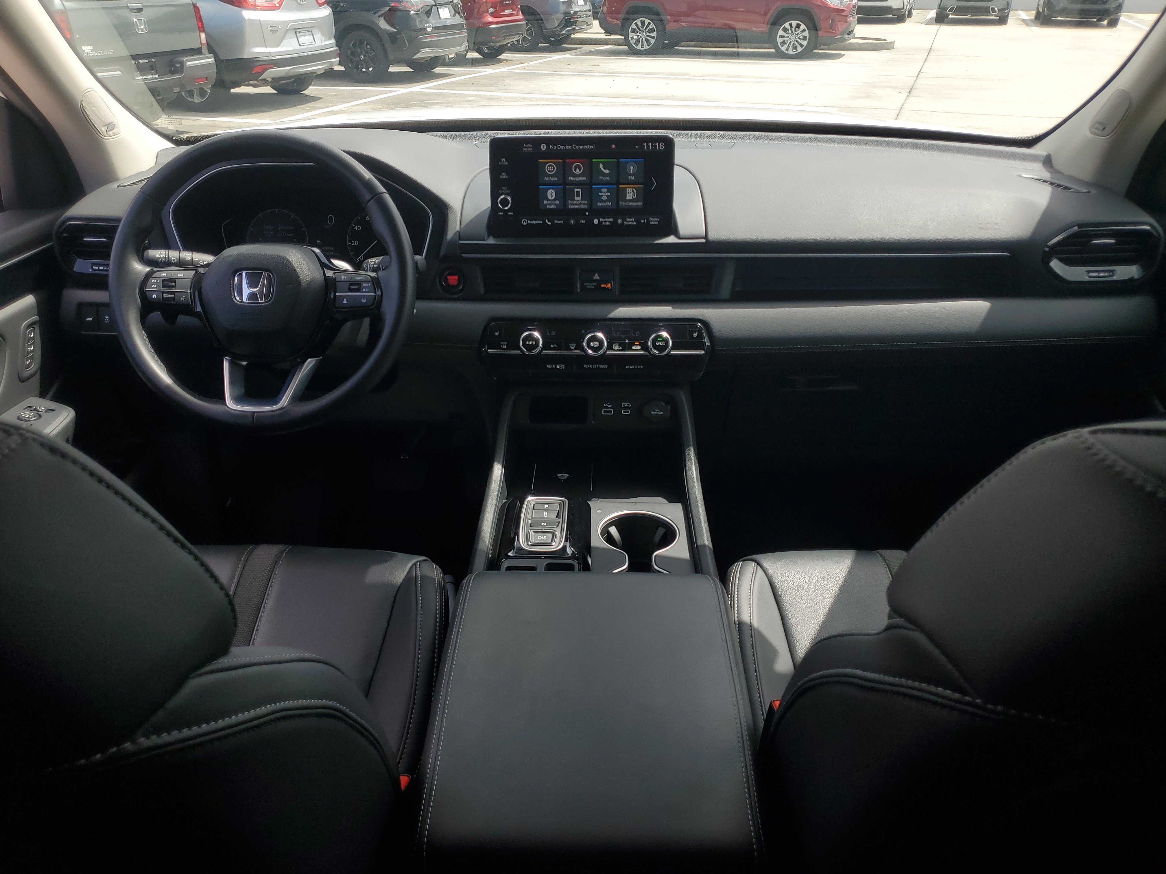 Used 2025 White Honda Touring image 14