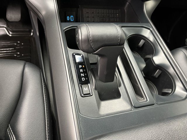 Used 2024 Avalanche Gray Ford XLT image 29