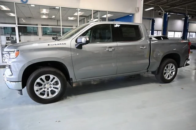 2026 Chevrolet Silverado 1500 LTZ - Photo 8
