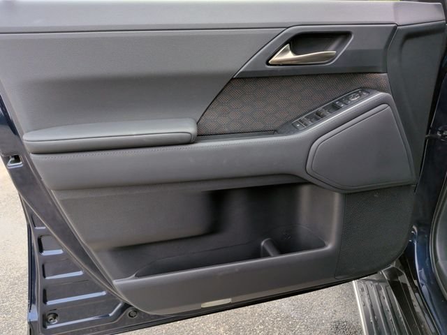 2025 Lexus GX Premium+ - Photo 13