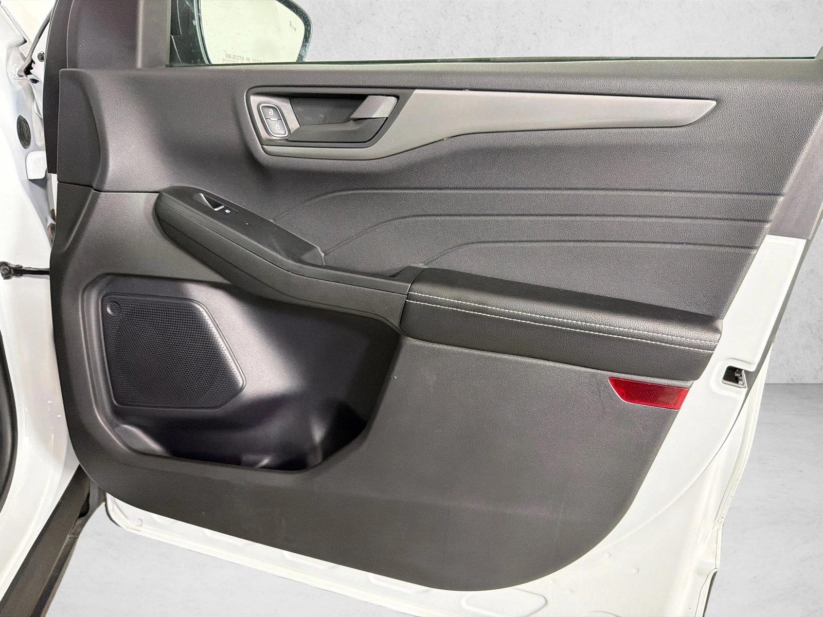 Used 2024 Oxford White Ford Active image 15