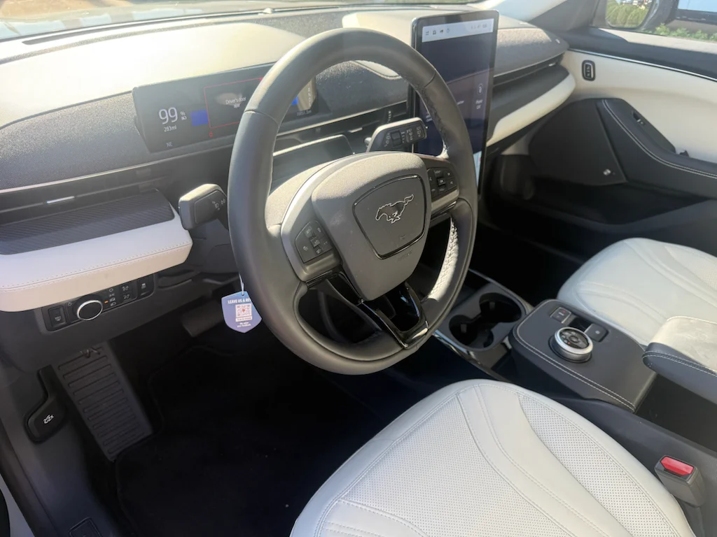Used 2024 Glacier Gray Metallic TriCoat Ford Premium image 4