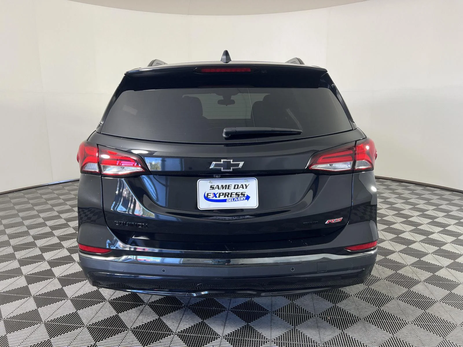 Used 2024 Mosaic Black Metallic Chevrolet RS image 26
