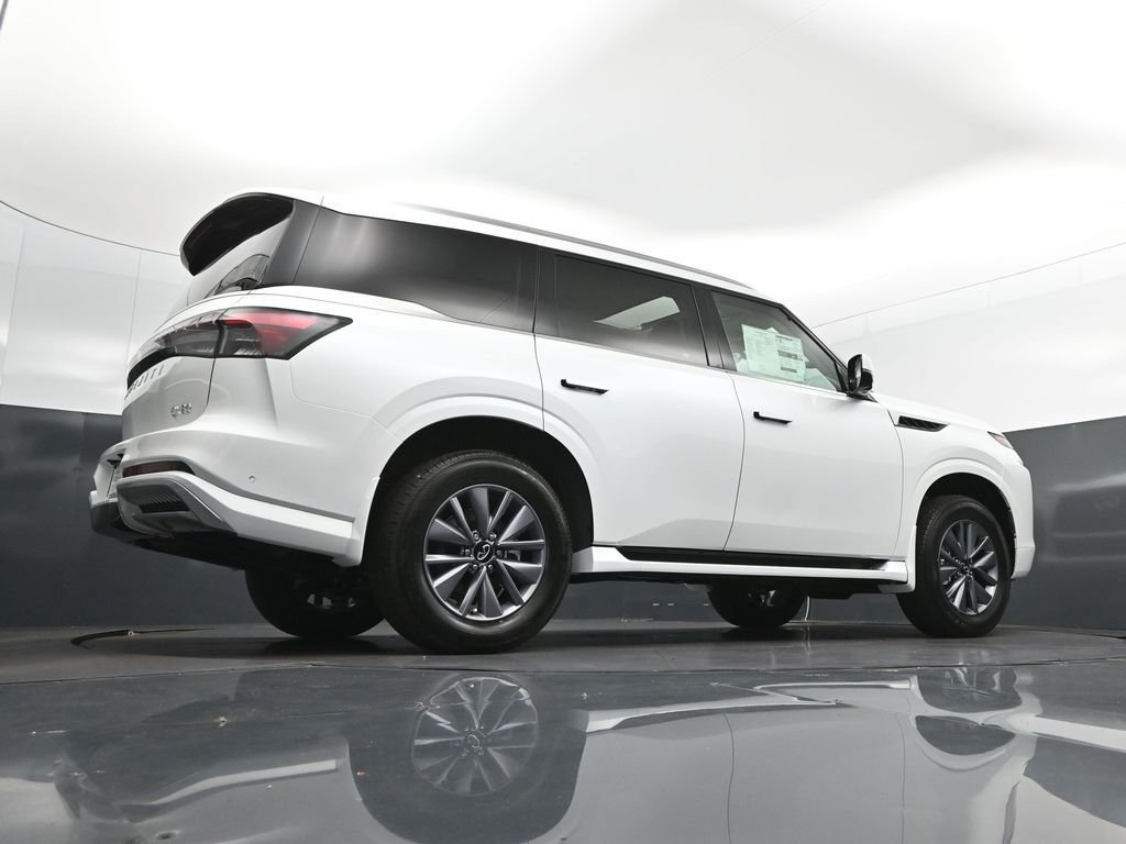 New 2026 RADIANT WHITE INFINITI Pure 2WD image 43