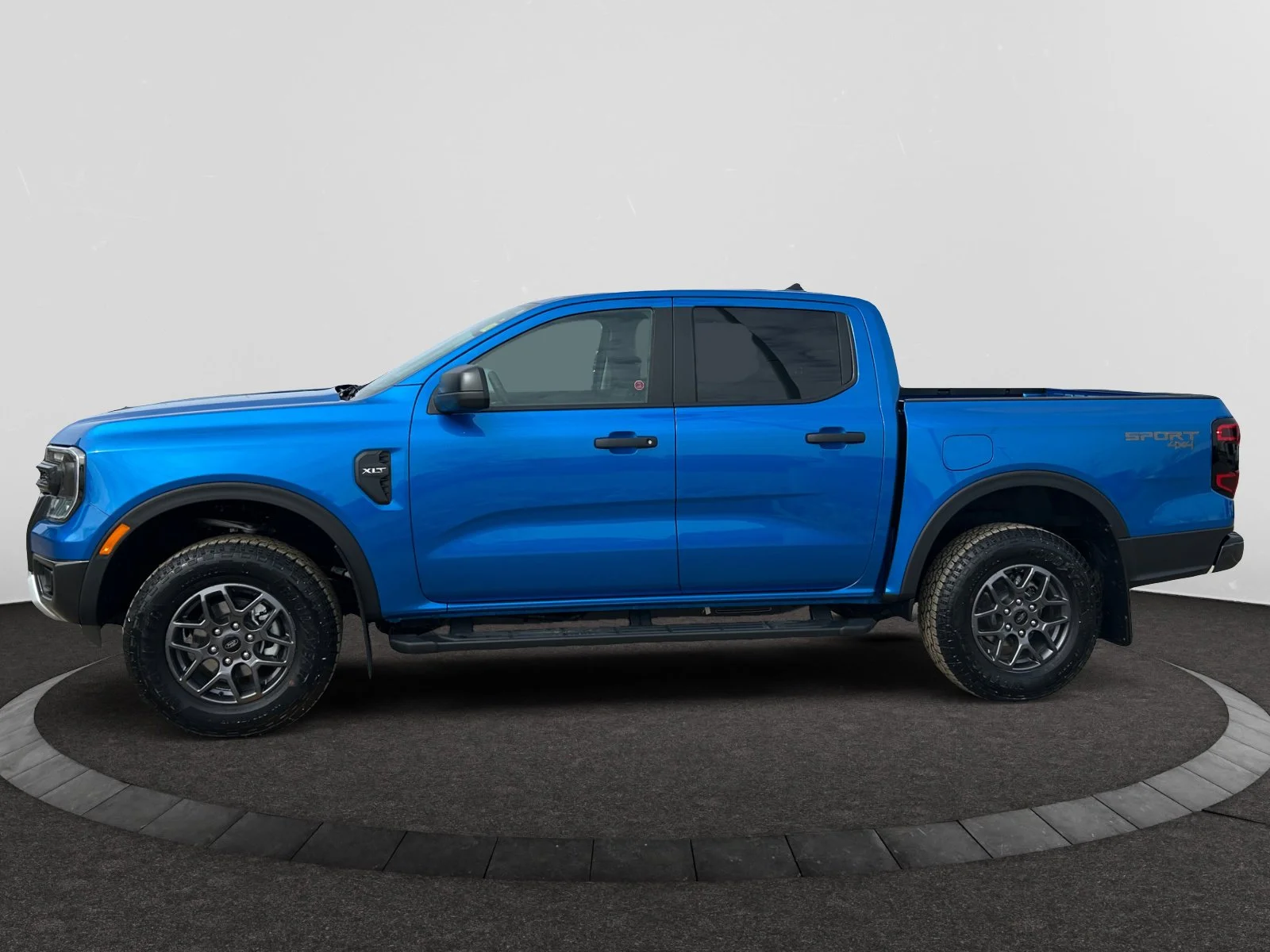 New 2026 Velocity Blue Metallic Ford XLT image 2