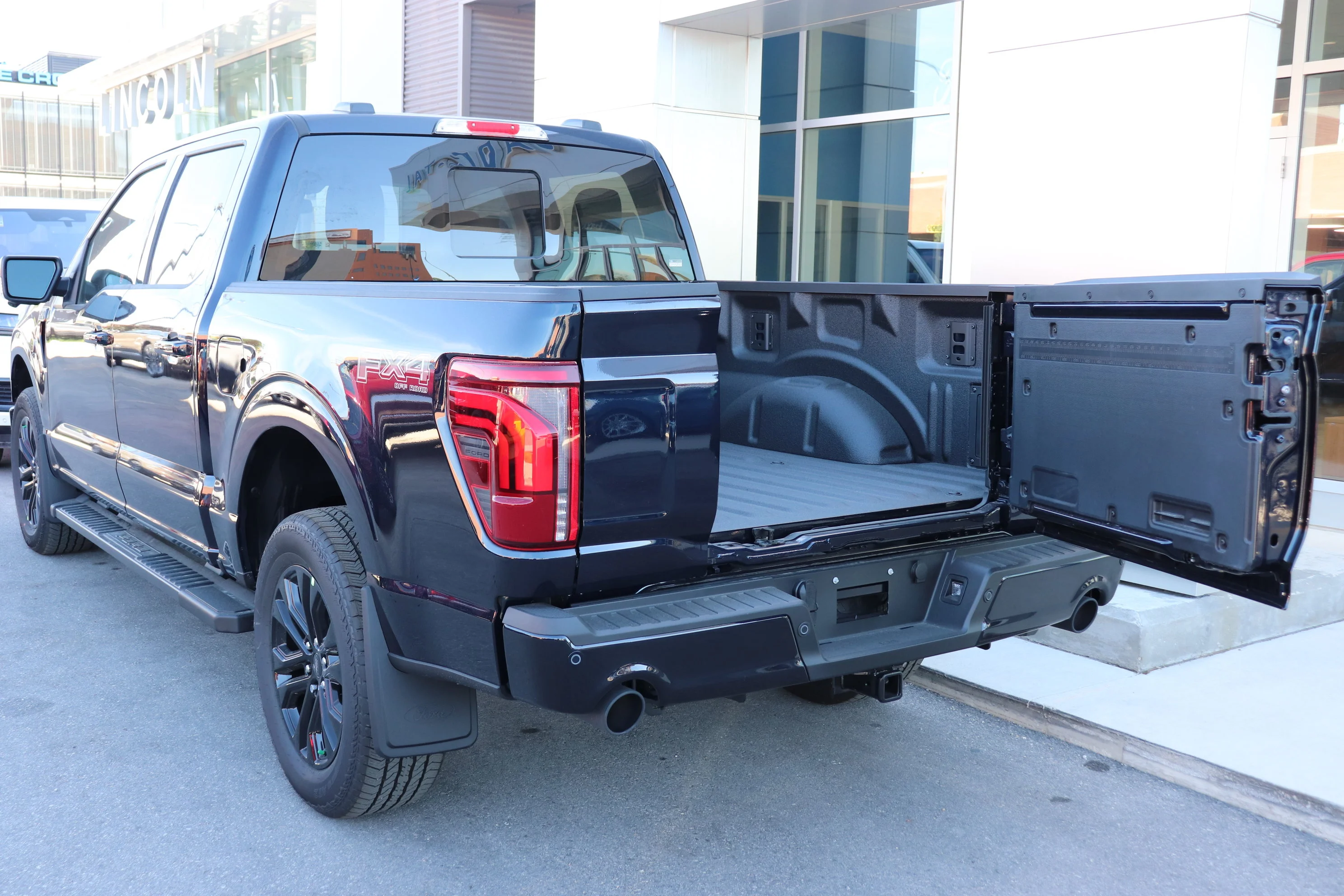New 2026 ANTIMATTER BLUE METALLIC Ford LARIAT image 7