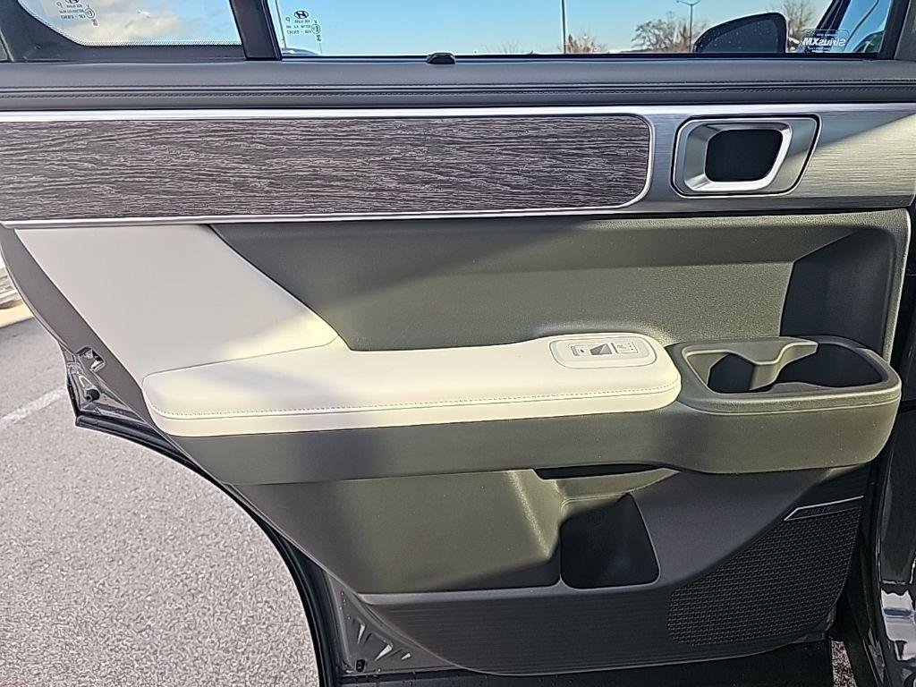 New 2026 Gray Hyundai Calligraphy AWD image 32