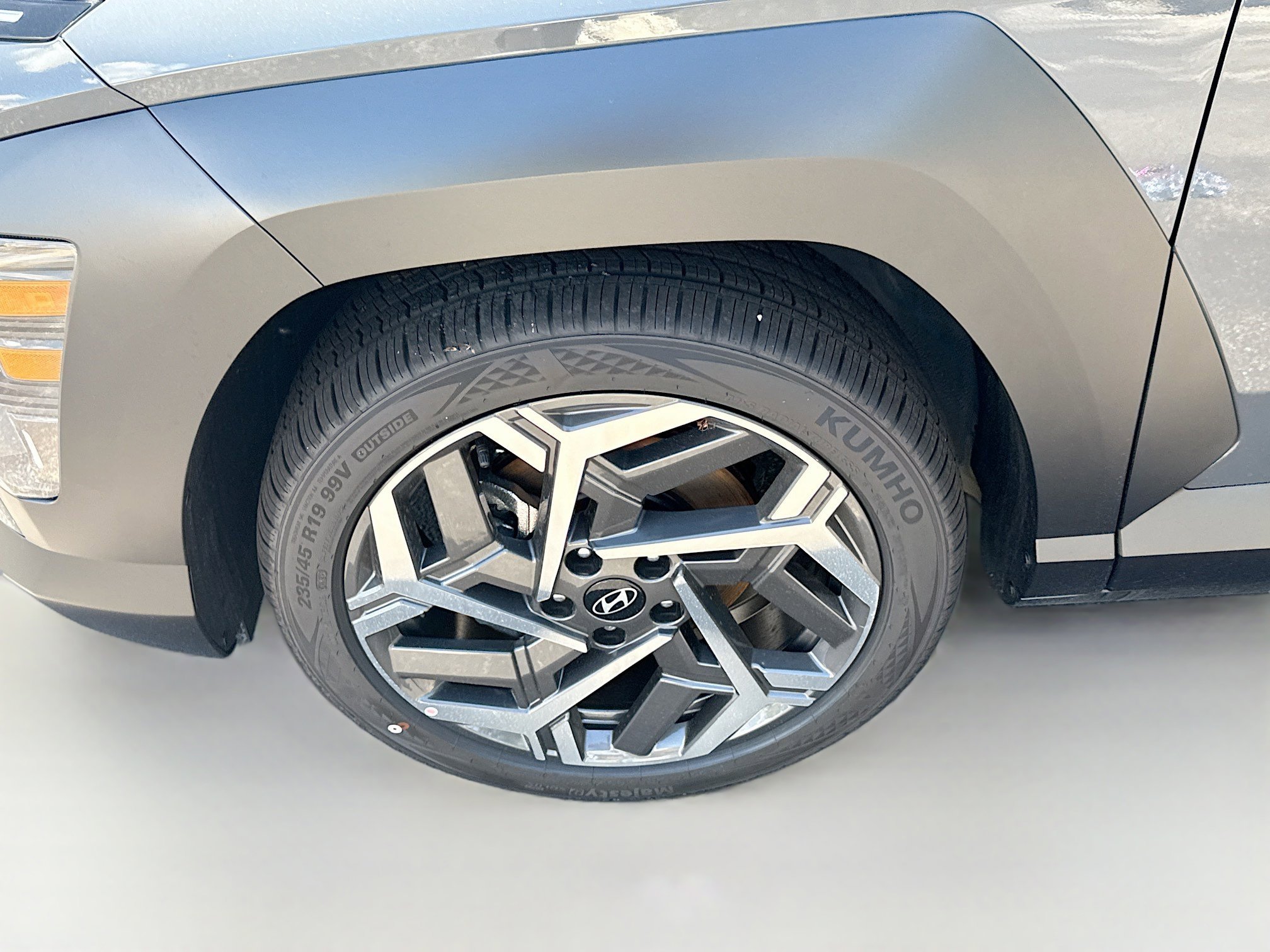 New 2026 Ecotronic Gray Pearl Hyundai SEL Premium FWD image 45
