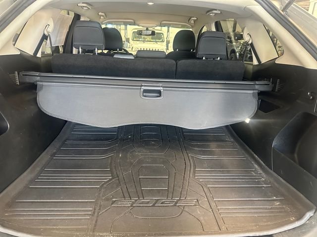Used 2018 Silver Ford SEL image 16