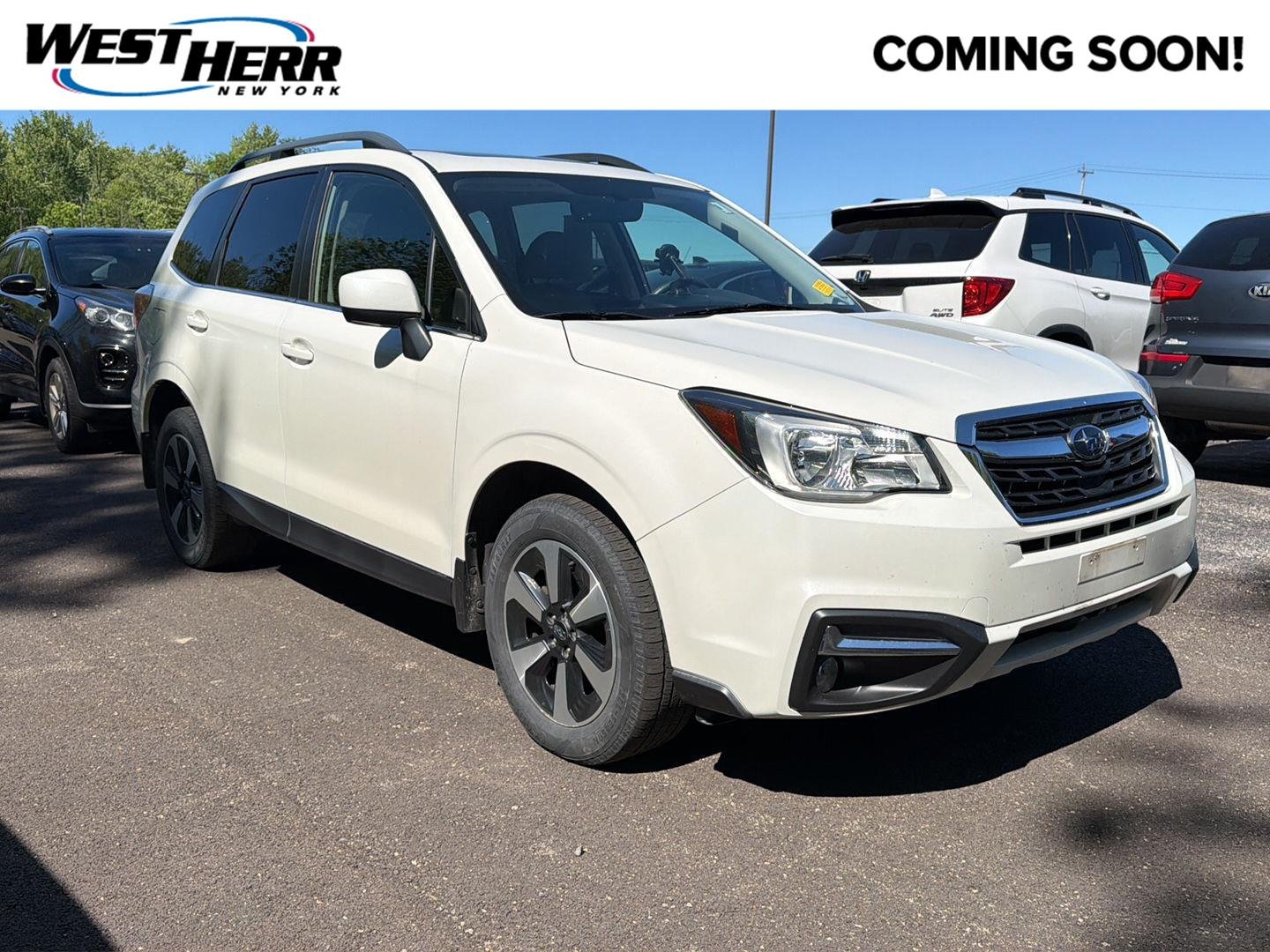 Used 2017 Crystal White Pearl Subaru Limited image 1